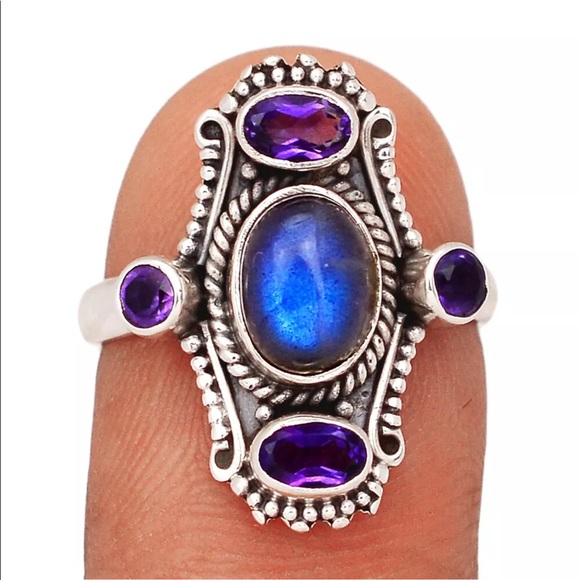 Jewelry - On Hold - Gorgeous labradorite and amethyst ring size 5